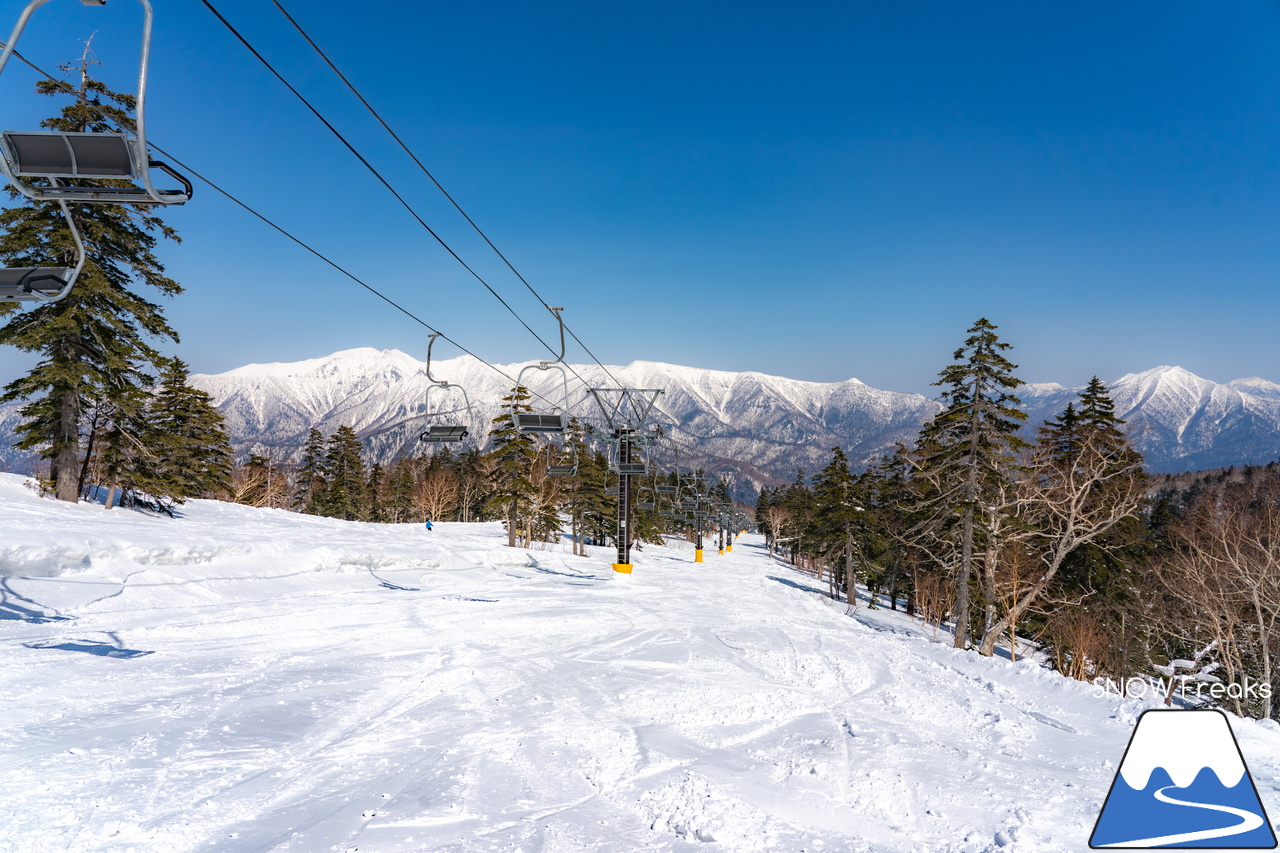 大雪山層雲峡・黒岳ロープウェイスキー場｜只今の積雪 360cm！『神々の遊ぶ庭』に降り積もる雪は、やはり別物でした(^^)v